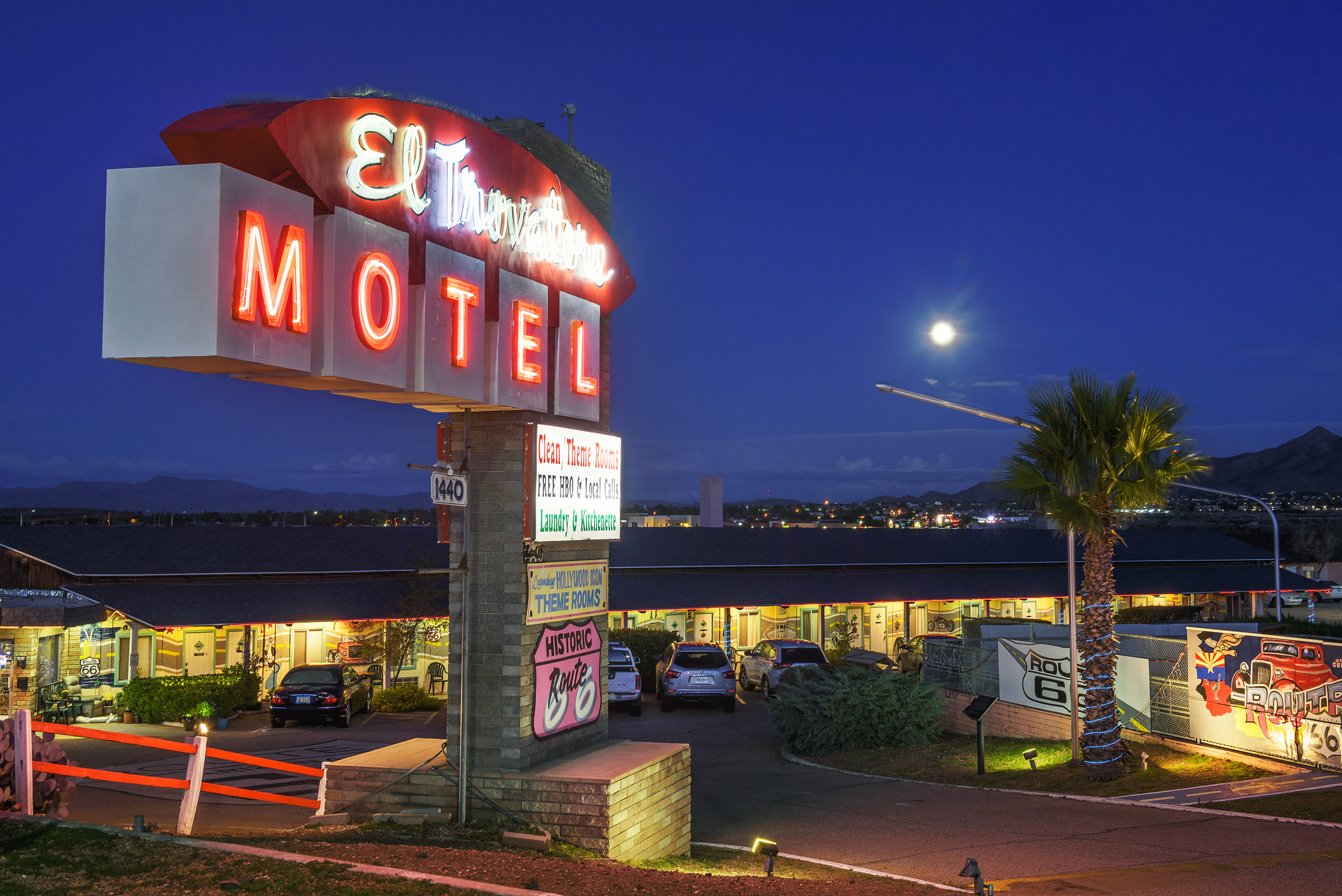 El Trovatore Motel